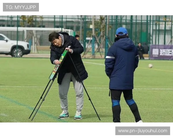 申思：从青训到国足核心的辉煌足球生涯与坚韧历程